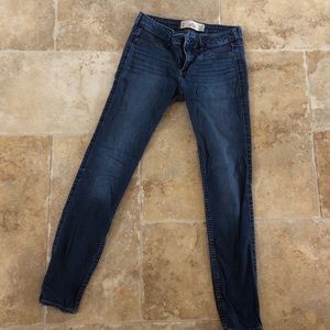 HOLLISTER Dark Wash Jeggings/ Jeans